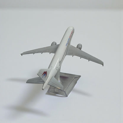 China Eastern Airlines 1:400 – Avión de Colección en Metal | Modelo Detallado para Exhibición