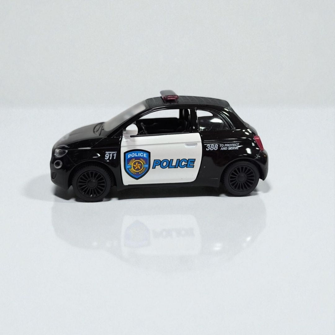 Fiat 500 Versión Policial 1:32 – Edición de Colección en Metal | Patrulla Compacta Icónica