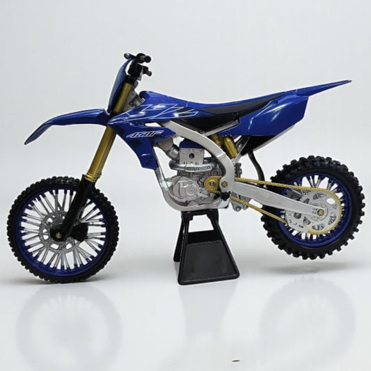 Yamaha YZ 450 Escala 1:6 – Moto Motocross de Colección Premium
