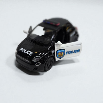 Fiat 500 Versión Policial 1:32 – Edición de Colección en Metal | Patrulla Compacta Icónica