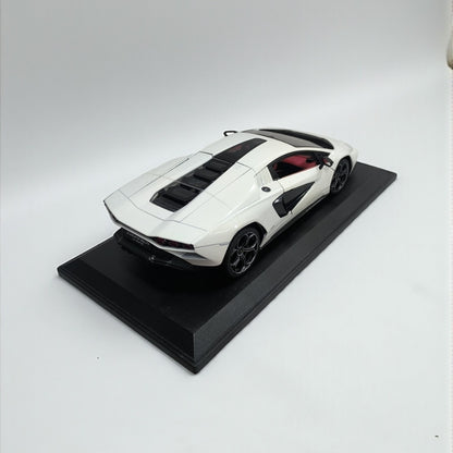 Lamborghini Countach 1:18 – El Ícono del Diseño Italiano en su Máxima Expresión