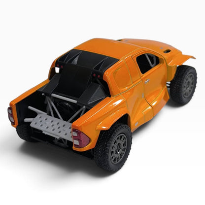 Toyota Hilux 1:32 Naranja