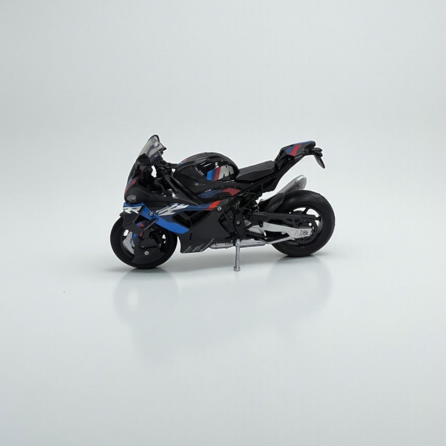 BMW M 1000 RR Escala 1:12 – Moto Superbike de Colección