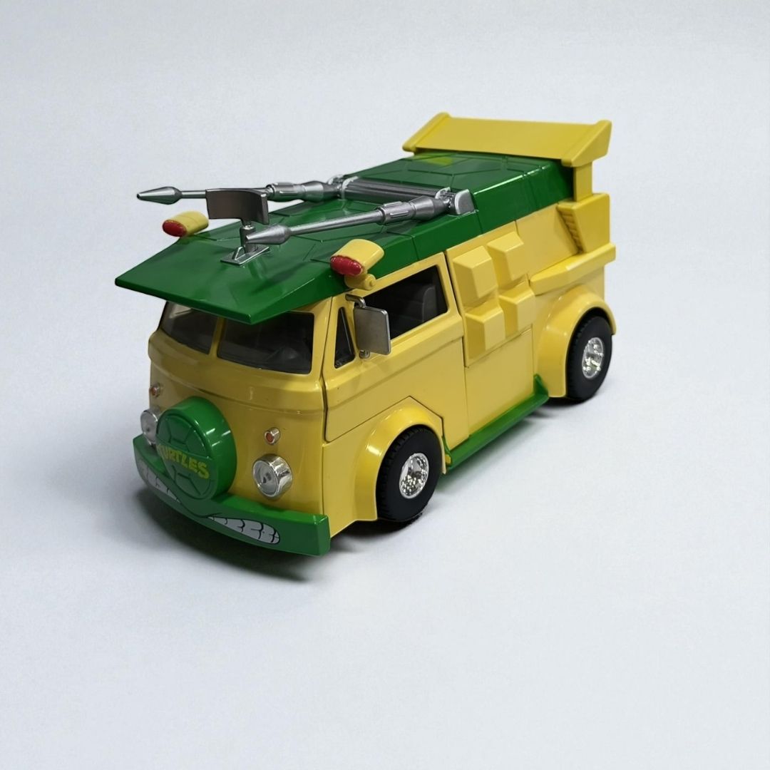 Donatello Party Wagon 1:24 – Edición de Colección en Metal | El Vehículo Emblemático de las Tortugas Ninja