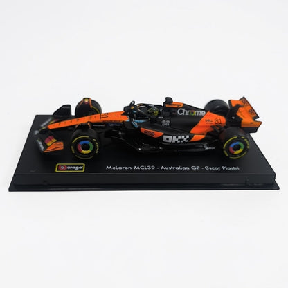 McLaren MCL39 #81 Oscar Piastri 1:43 Bburago – Auto Fórmula 1 de Colección
