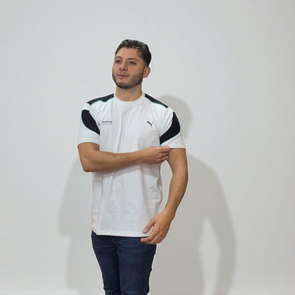 Camiseta Mercedes Blanca – Estilo Motorsport | Elegancia y Pasión Automotriz