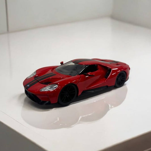 Ford GT 2017 1:24 – Modelo a Escala – Diseño Deportivo y Detalles Avanzados