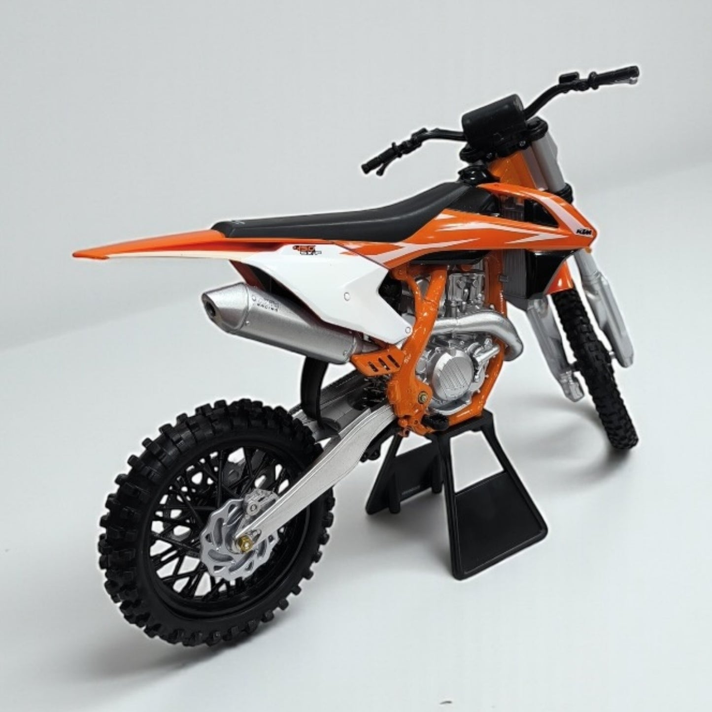 KTM 450 SX-F Escala 1:6 – Moto Motocross de Colección Premium