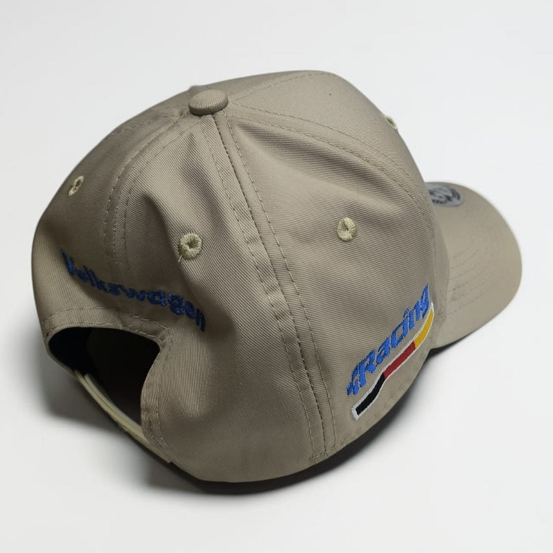 Gorra Volkswagen Beige | Gorra VW Ajustable Estilo Clásico Automotriz