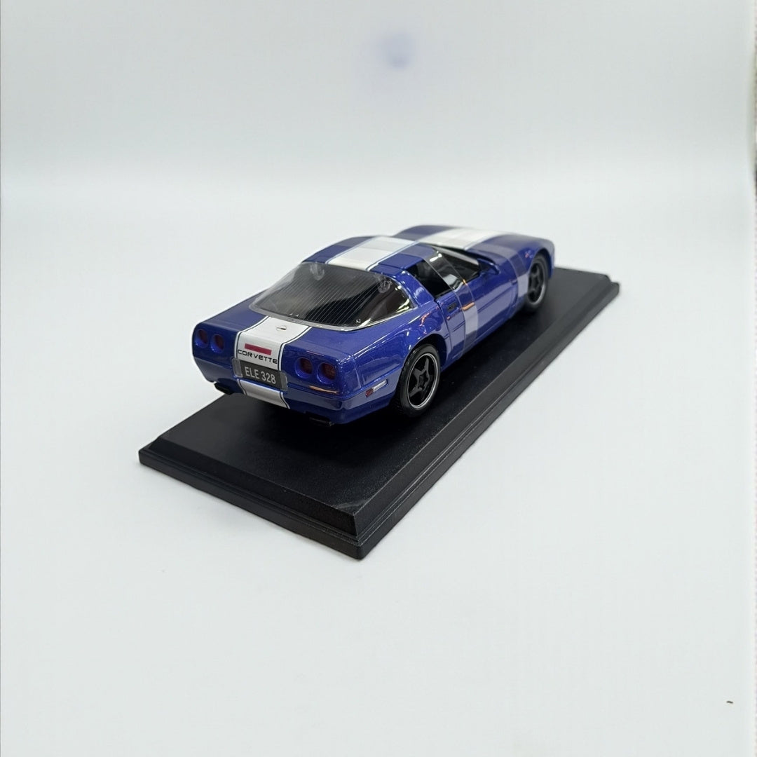 Chevrolet Corvette 1996 1:18 – El Poder Americano en su Máxima Expresión