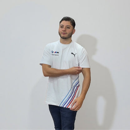 Camiseta Mercedes Blanca – Estilo Motorsport | Elegancia y Pasión Automotriz