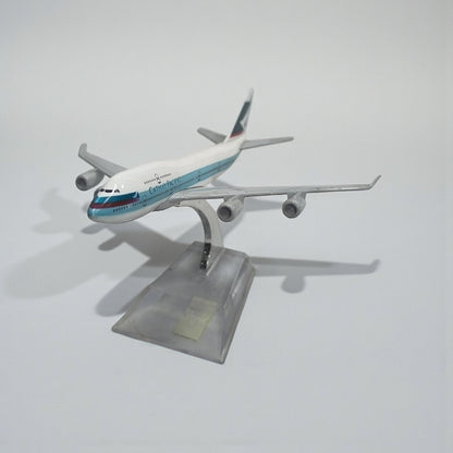 Cathay Pacific 1:400 – Avión de Colección en Metal | Modelo Premium de Aerolínea Internacional