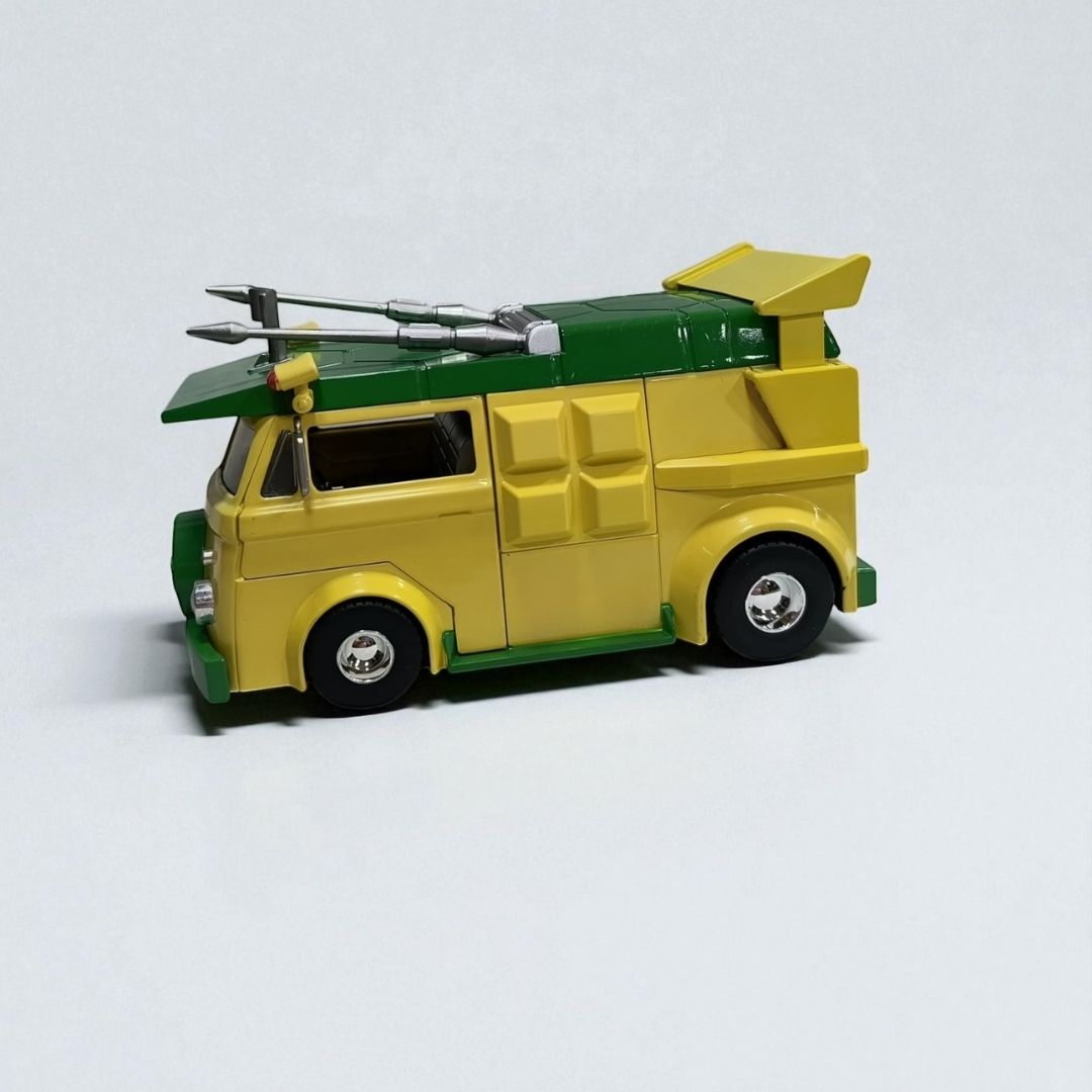 Donatello Party Wagon 1:24 – Edición de Colección en Metal | El Vehículo Emblemático de las Tortugas Ninja