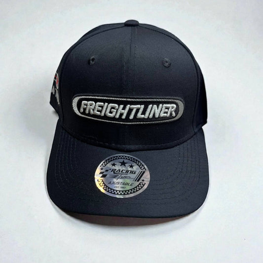 Gorra Freightliner Negra – Fuerza, Poder y Espíritu de Ruta