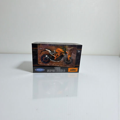 Moto KTM Super Duke 1290 1:10 – Modelo a Escala Detallado para Coleccionistas