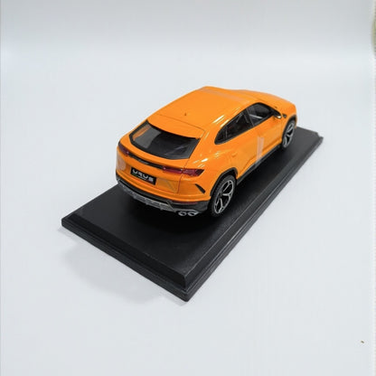 Lamborghini Urus 1:18 – La Bestia del Lujo y la Potencia