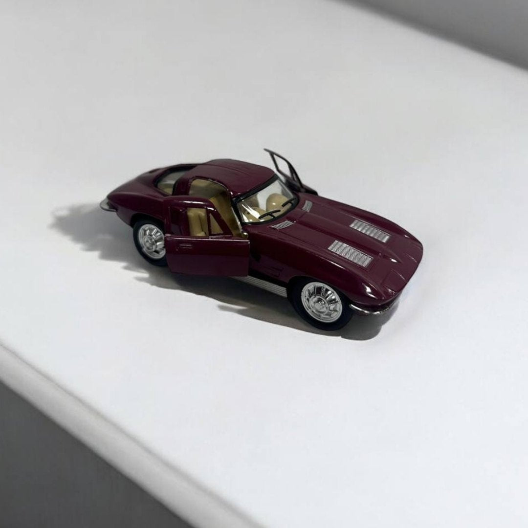 Corvette Clásico 1:32 – Modelo a Escala – Elegancia y Estilo Atemporal