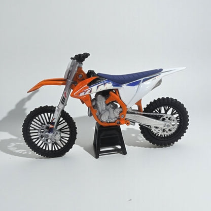 KTM 450 SX-F Escala 1:12 – Moto Motocross de Colección