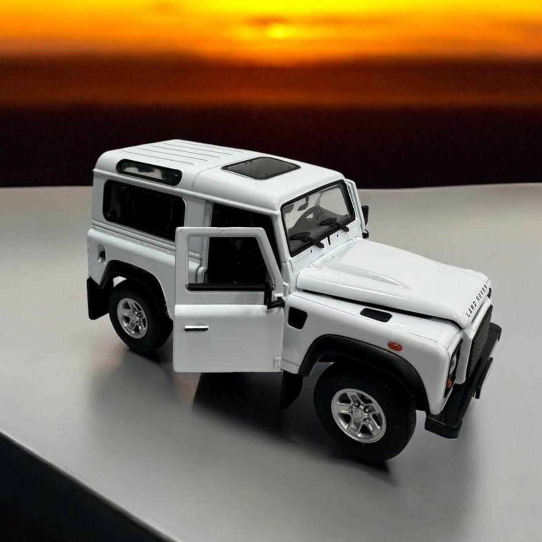 Land Rover Defender Clásico 1:24 – Modelo a Escala – Diseño Robusto y Detalles Icónicos