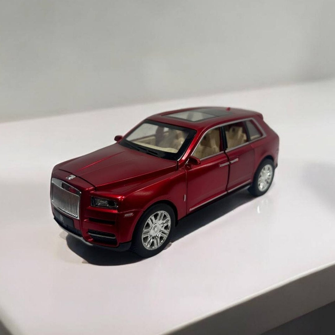 Rolls-Royce 1:24 – Modelo a Escala – Elegancia Suprema y Detalles Refinados