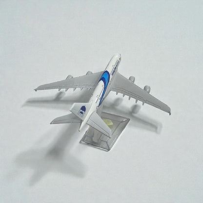 Avión Malaysia Airlines 1:400 – Modelo de Colección en Metal | Aeronave Comercial Premium