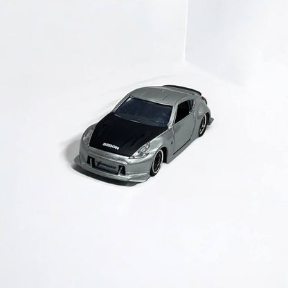 Nissan 370Z 1:32 Rápidos y Furiosos - Modelo a Escala de Colección