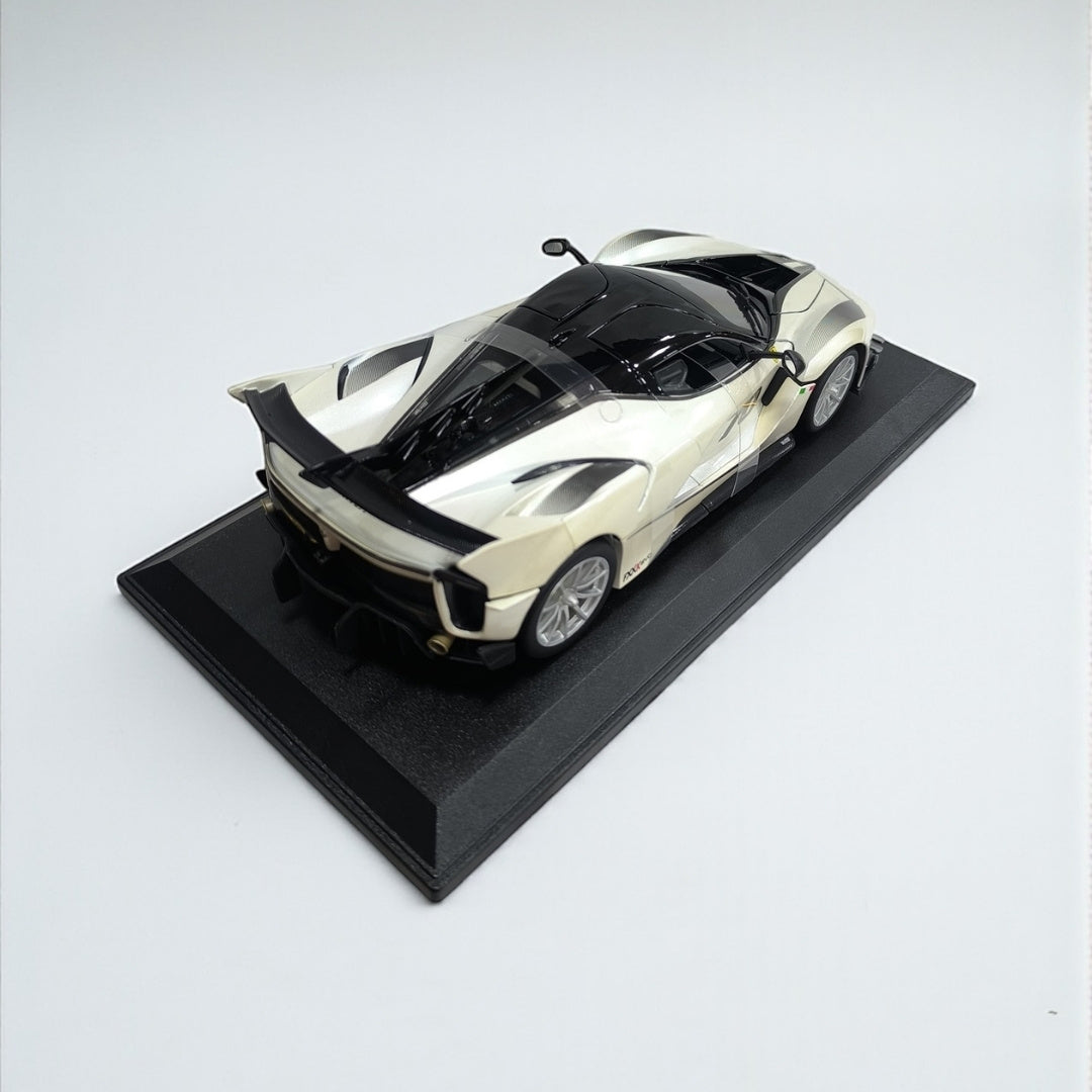 Ferrari FXX Evo 1:18 – La Máquina de Pista más Radical de Maranello