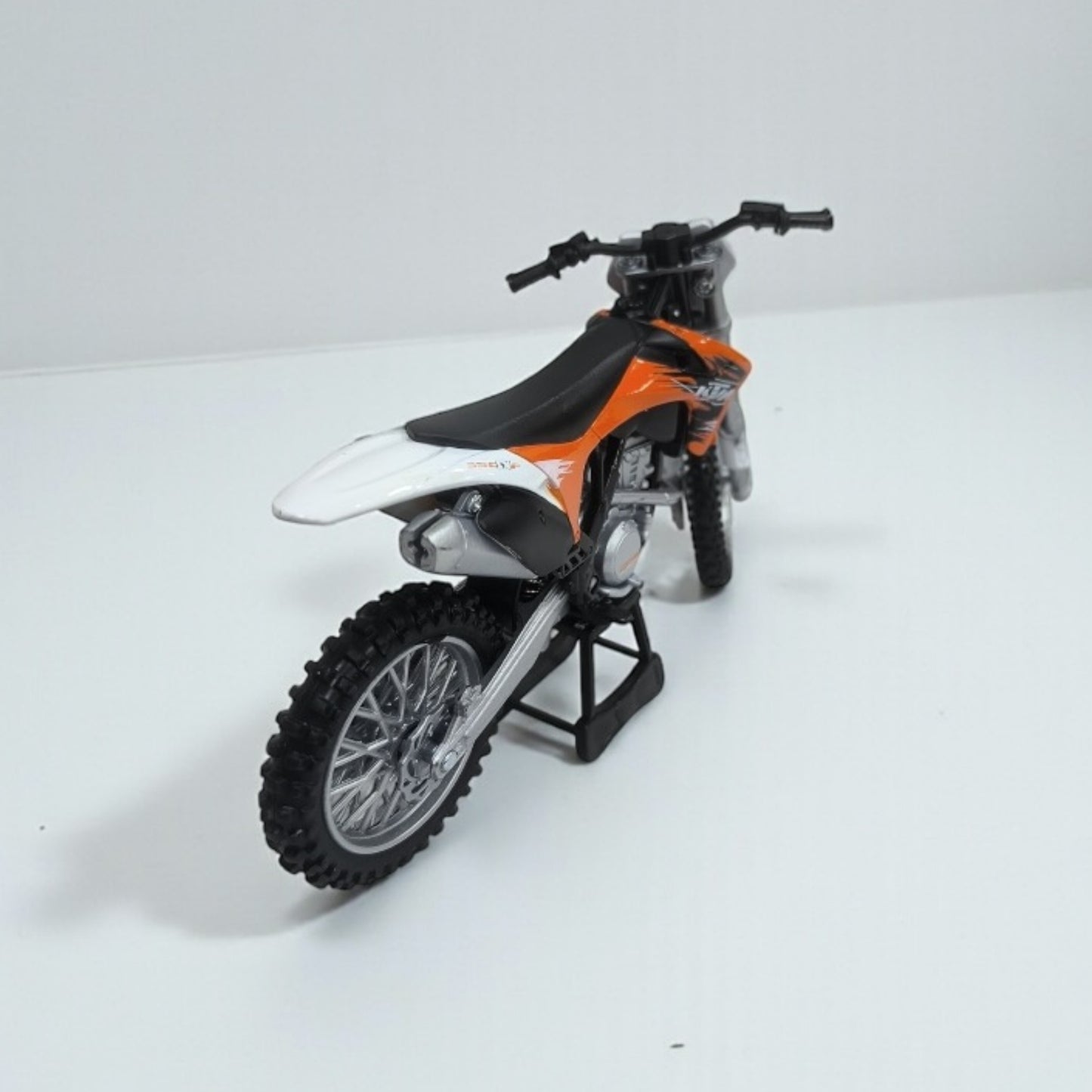 KTM 350 SX-F Escala 1:12 – Moto Motocross de Colección