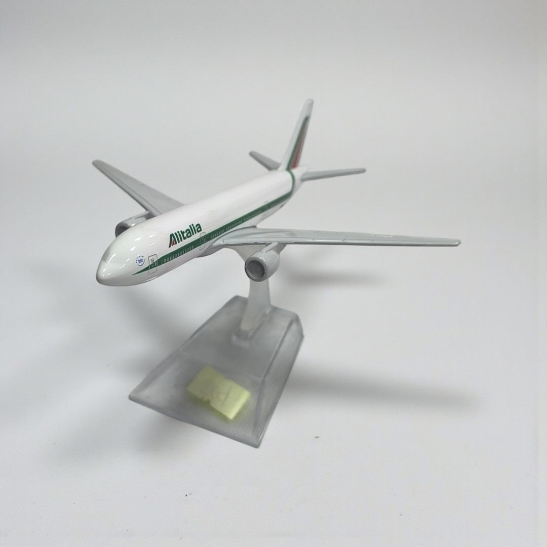 Avión Alitalia 1:400 – Modelo de Colección en Metal | Clásico de la Aviación Italiana