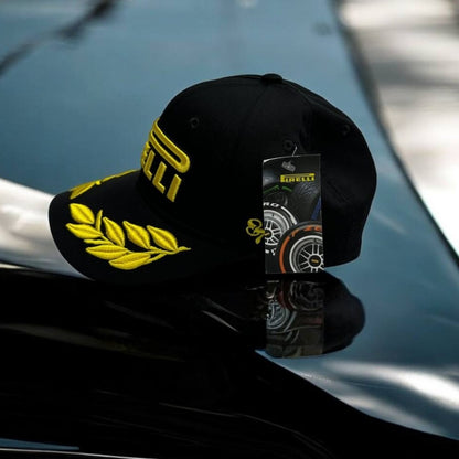 Gorra Pirelli – Rendimiento y Estilo en Cada Kilómetro