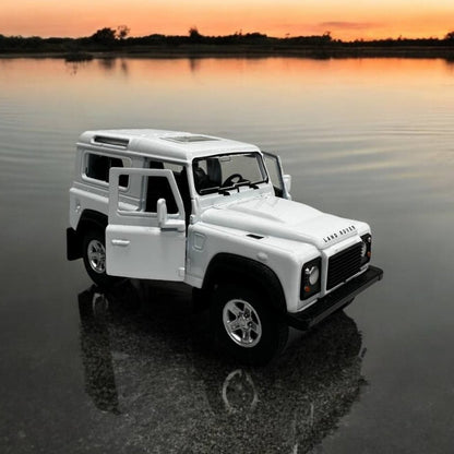 Land Rover Defender Clásico 1:32 – Modelo a Escala – Vehículo Retro Detallado