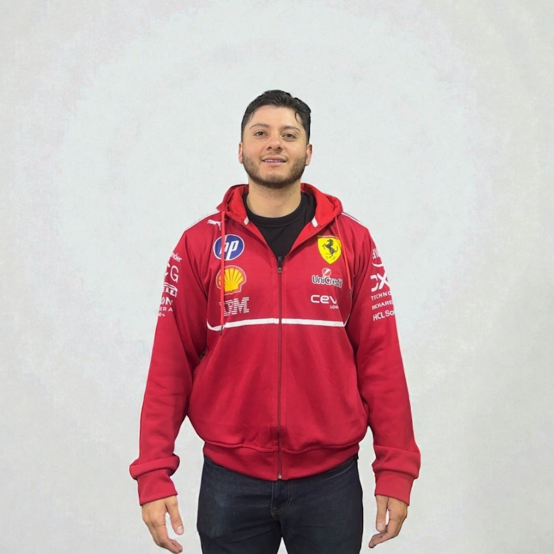 Chaqueta Ferrari Roja – Estilo Racing Oficial | Elegancia y Pasión por la Velocidad